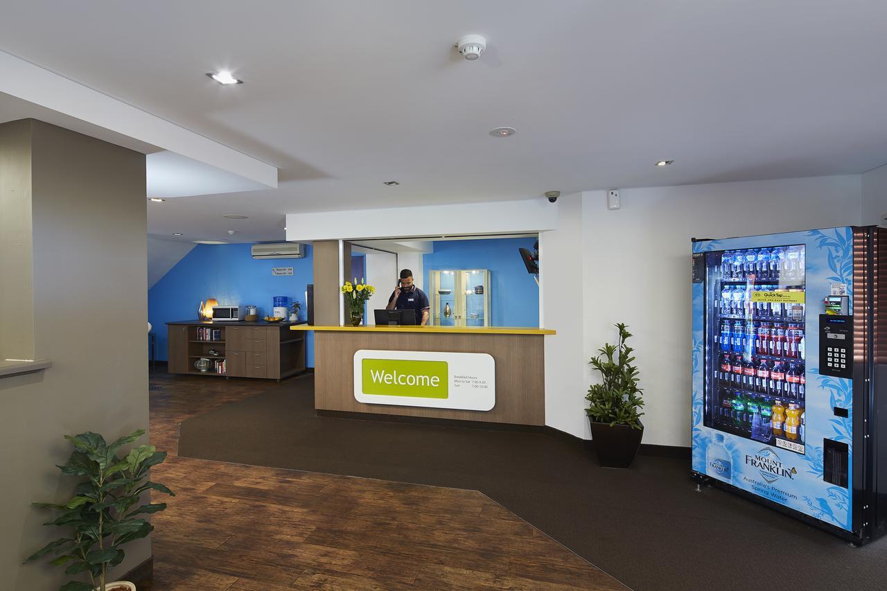 Ibis Budget Perth Airport Bagian luar foto