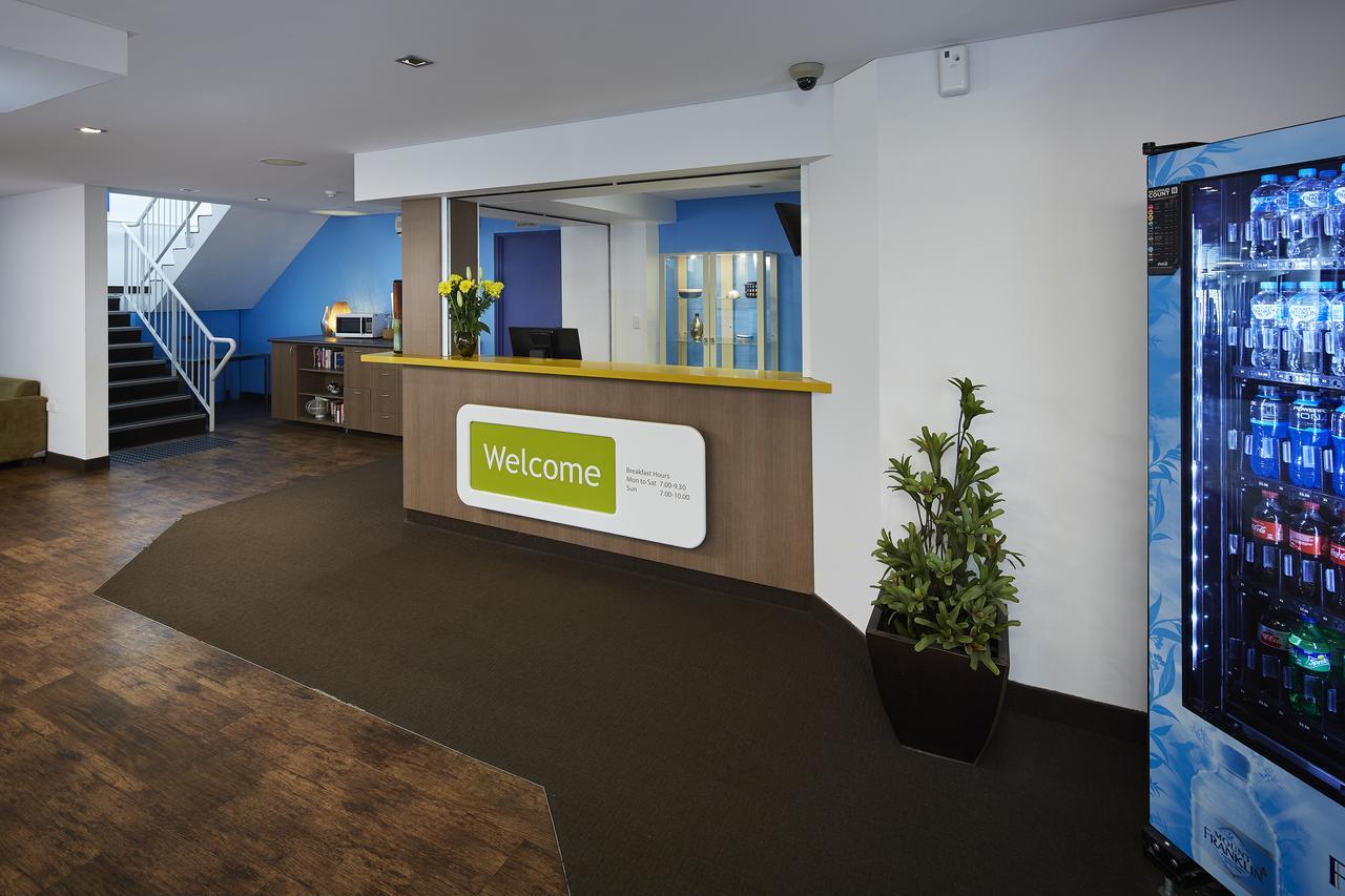 Ibis Budget Perth Airport Bagian luar foto
