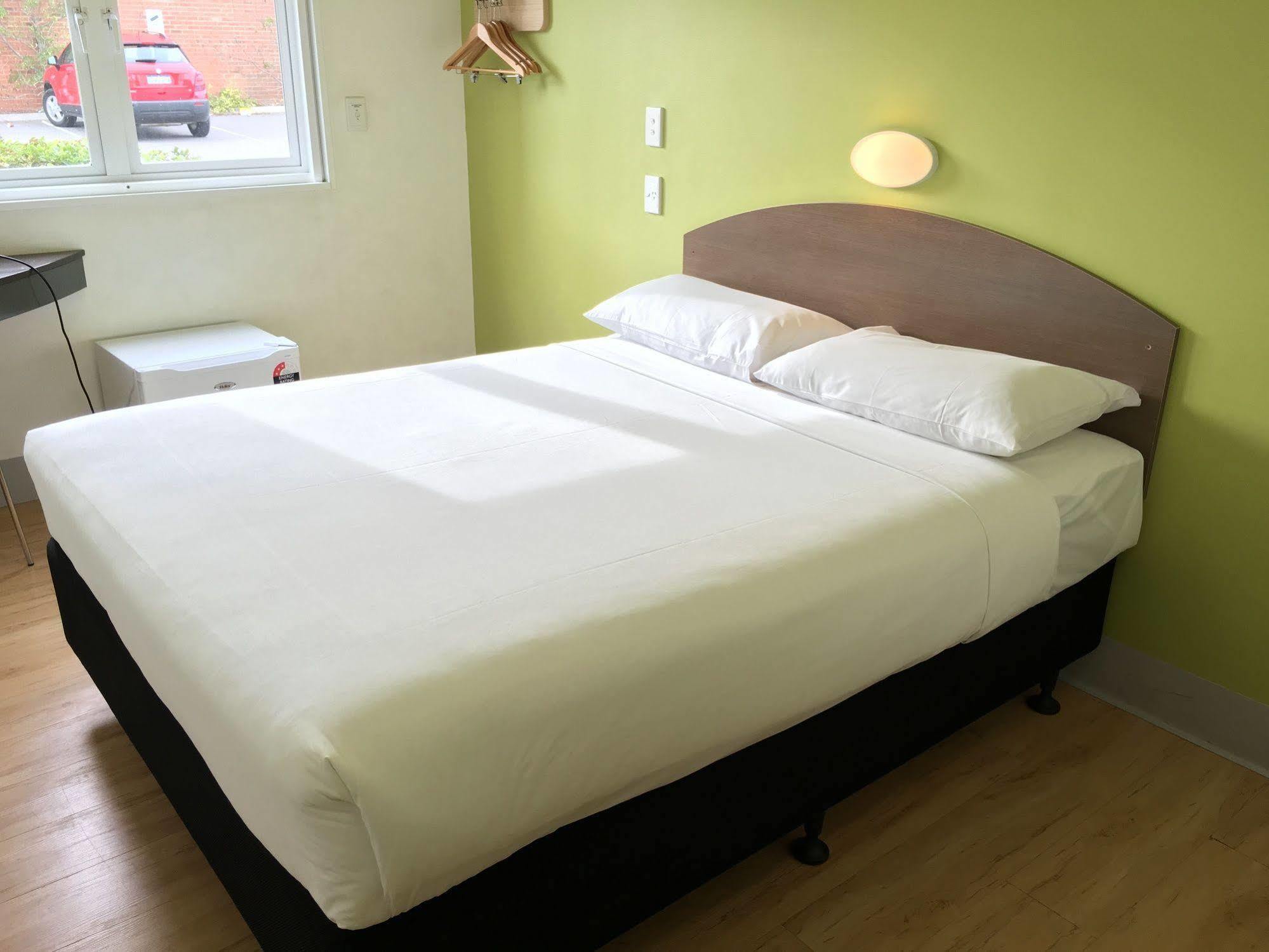Ibis Budget Perth Airport Bagian luar foto