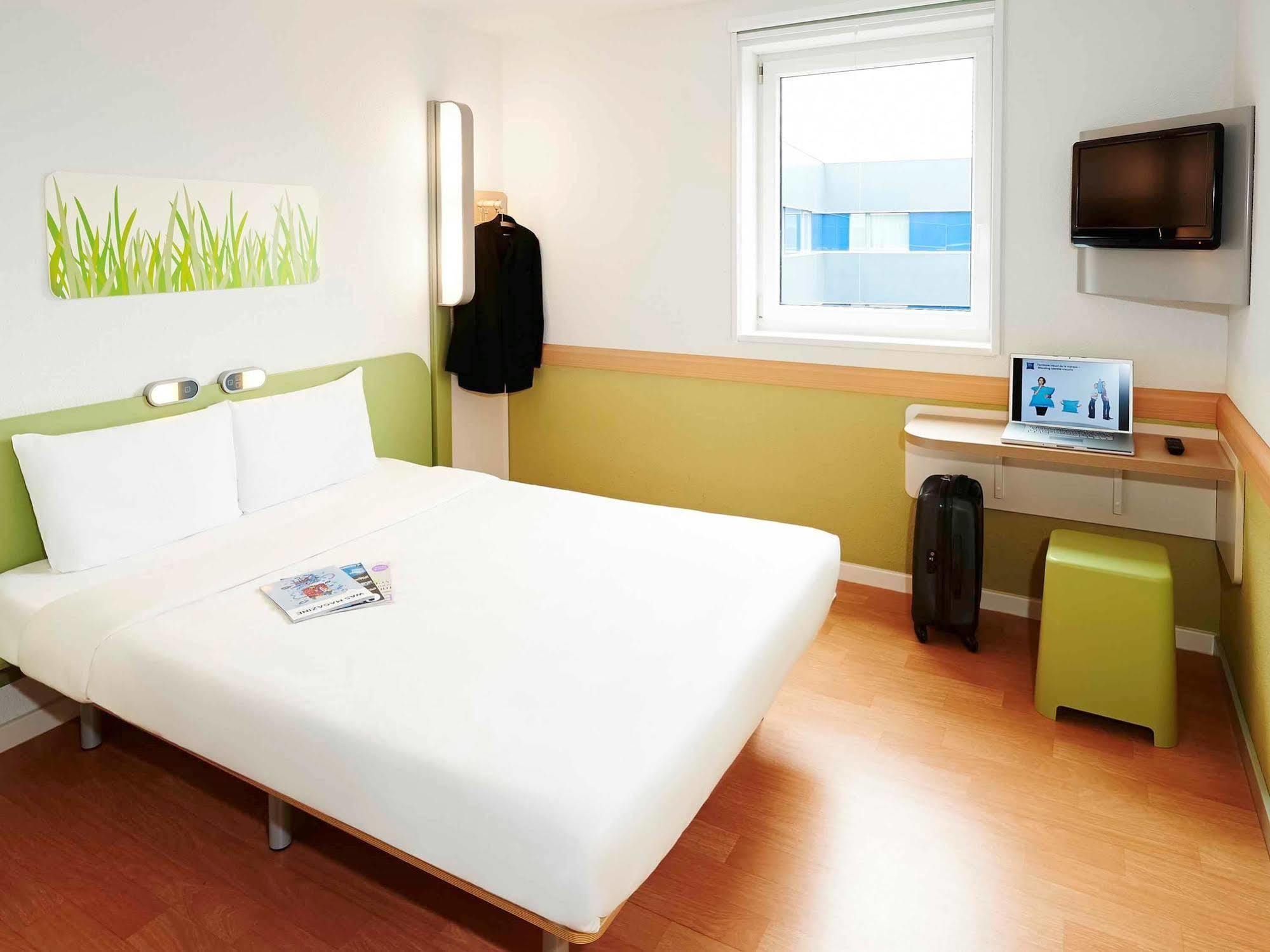 Ibis Budget Perth Airport Bagian luar foto